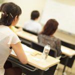 子どもを預けたいと思っても難しかった。だから自分が学んで変わることを選んだ。